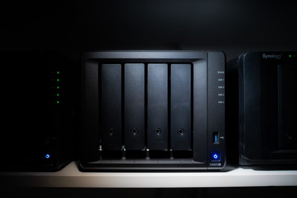 Review: Synology DS925+ for Photographers – Is This Your New Cloud?